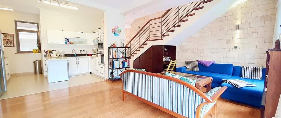 Corner 4BR Townhouse with Heated Pool & Gym - Kileleshwa