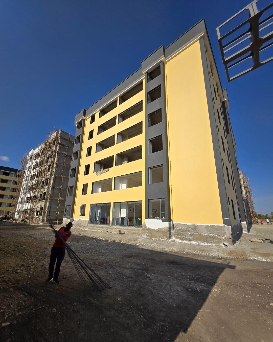 1BR in Terrian Park with Mall, Pool & Borehole Water - Kitengela