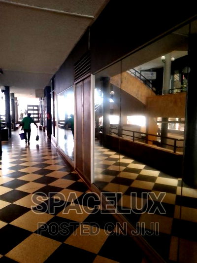 Indoor Restaurants 2400sqft - Image 1