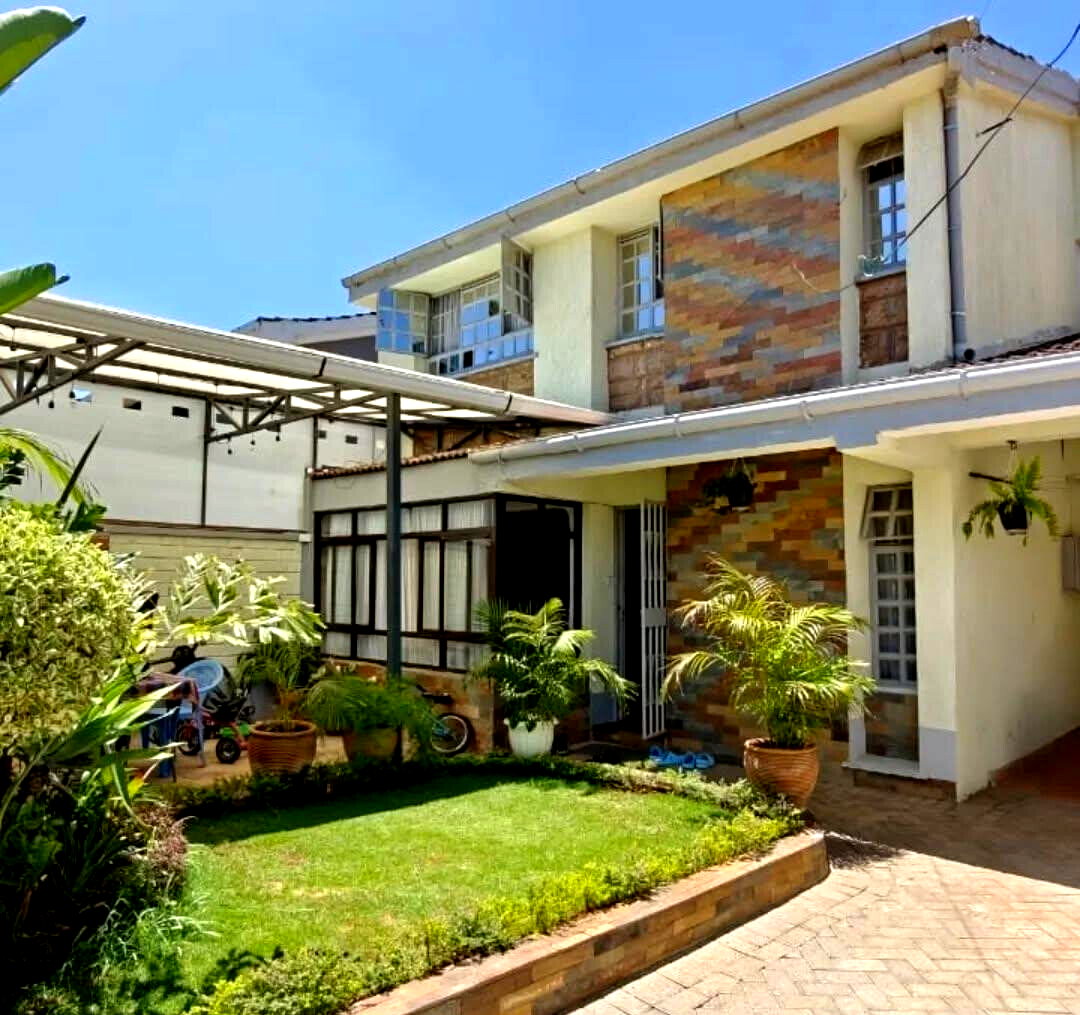 3BR Townhouse with DSQ & Gazebo – Langata Gated Community