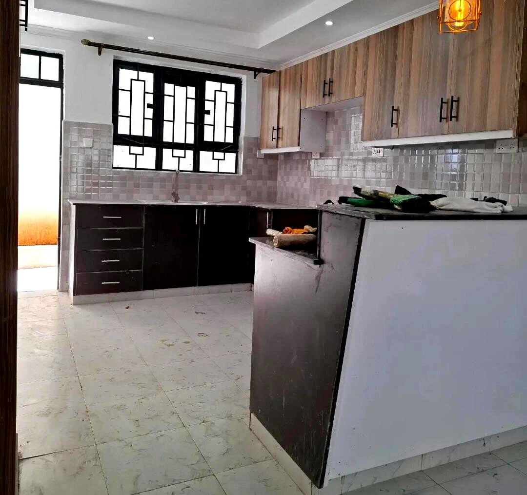 4BR Townhouse with Rooftop Terrace & Individual Title - Ngong