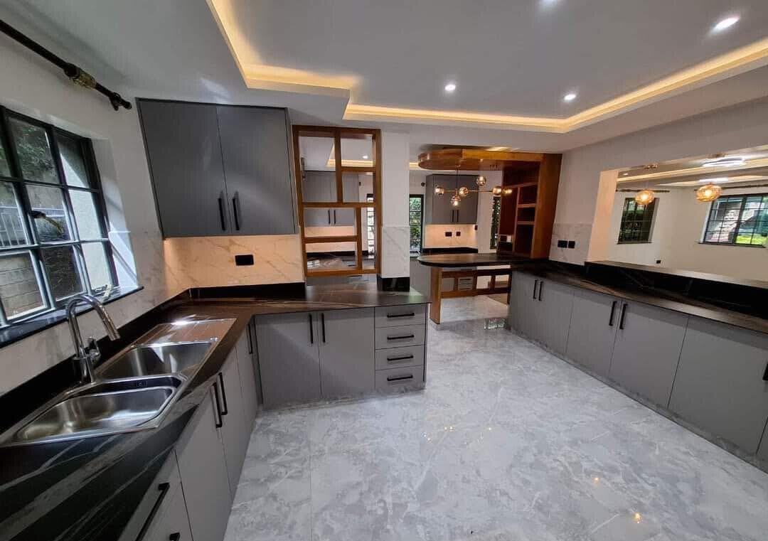 Newly Renovated 4BR All-Ensuite Villa with DSQ - Kileleshwa
