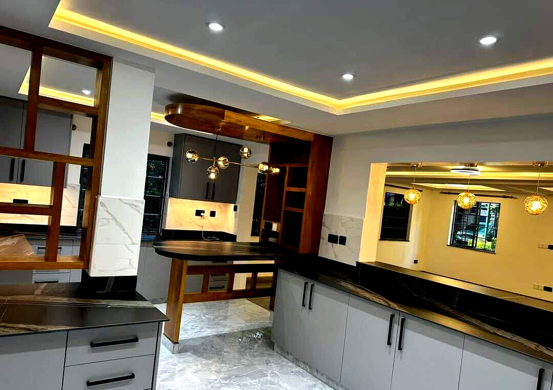 Newly Renovated 4BR All-Ensuite Villa with DSQ - Kileleshwa