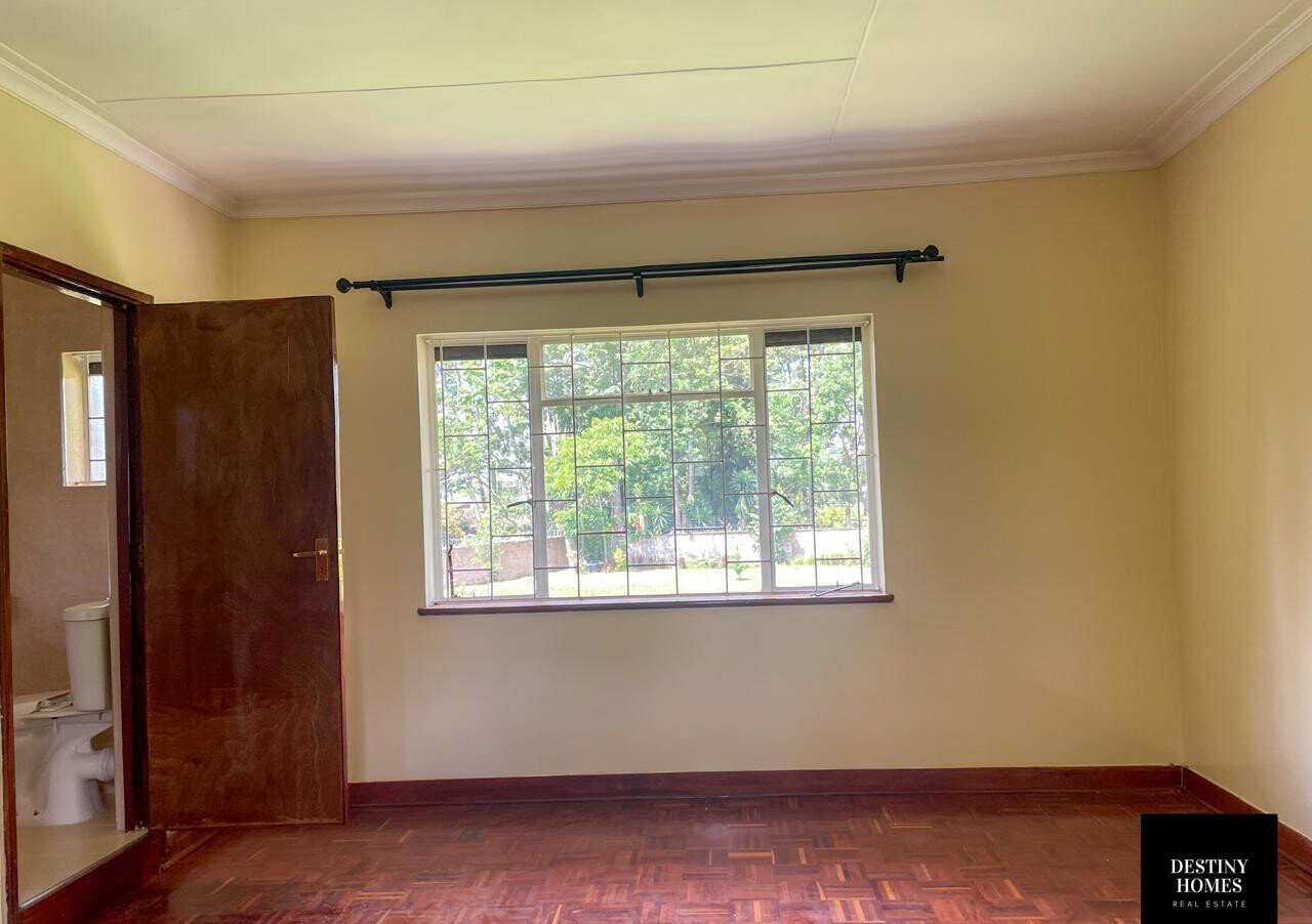 Diplomatic 5BR Home with Parking