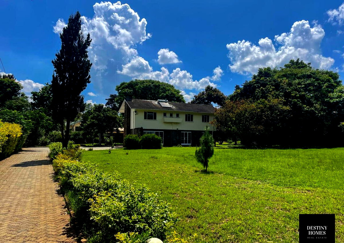 Diplomatic 5BR Home with Parking