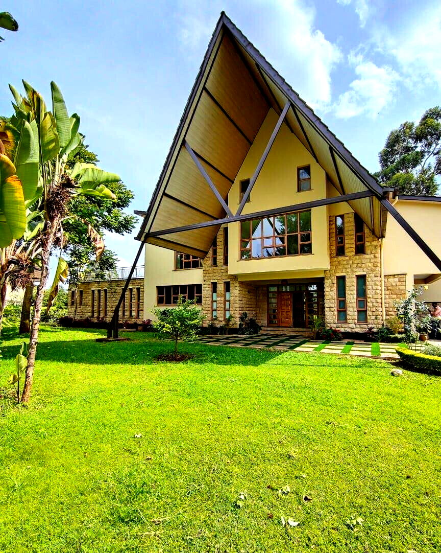 5-Ensuite Villa with Man-Made Dam & Clubhouse – Karen