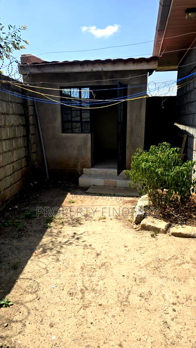 3bdrm Bungalow in Kitengela for rent - Image 8
