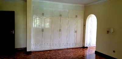 5bdrm Maisonette in Ridgeways for sale - Image 6