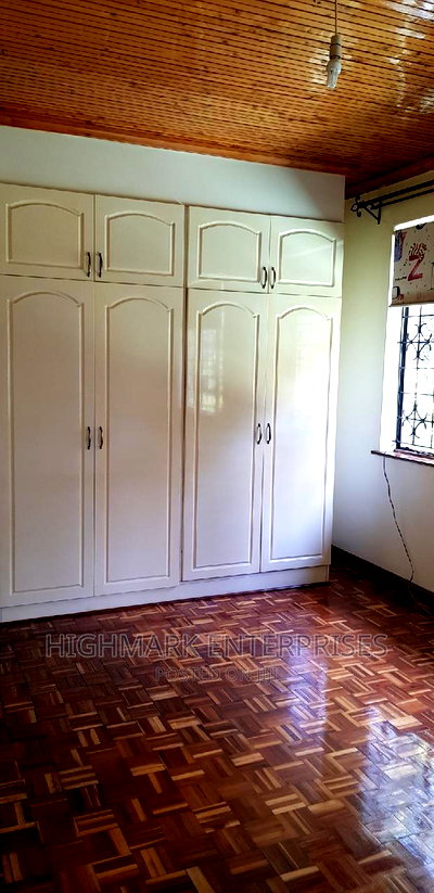 5bdrm Maisonette in Ridgeways for sale - Image 17