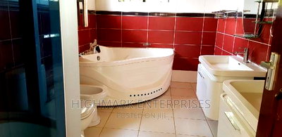 5bdrm Maisonette in Ridgeways for sale - Image 4