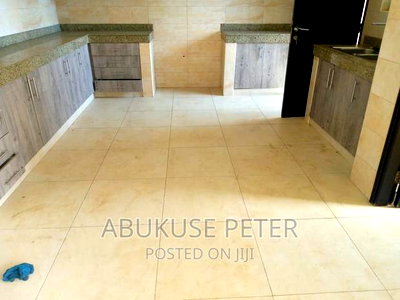 3bdrm Apartment in Nyali for rent - Image 14