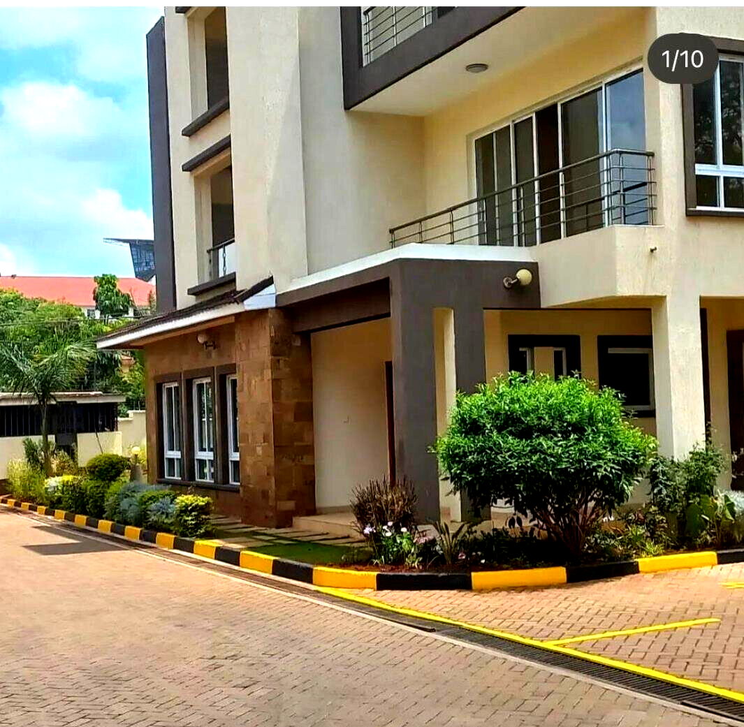 5-Ensuite Townhouse with Servant Quarter & Garden - Lavington