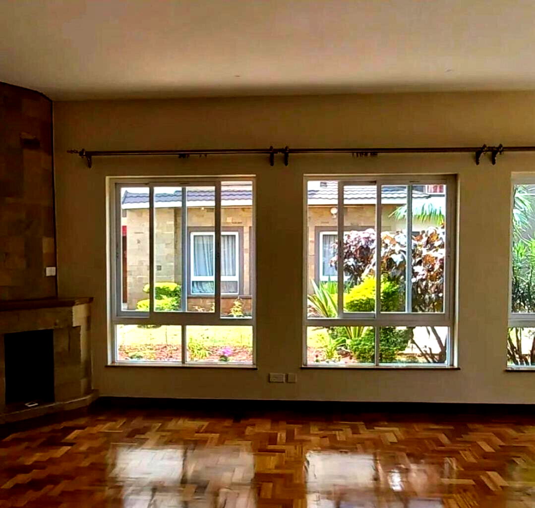 5-Ensuite Townhouse with Servant Quarter & Garden - Lavington