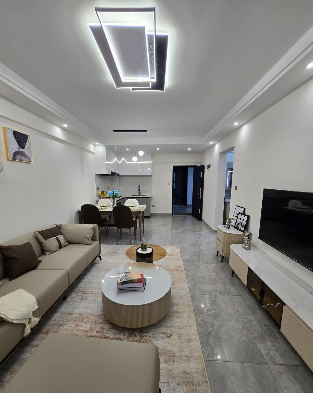 1BR at Crescent Residency with Coffee Lounge & Pool - Kileleshwa