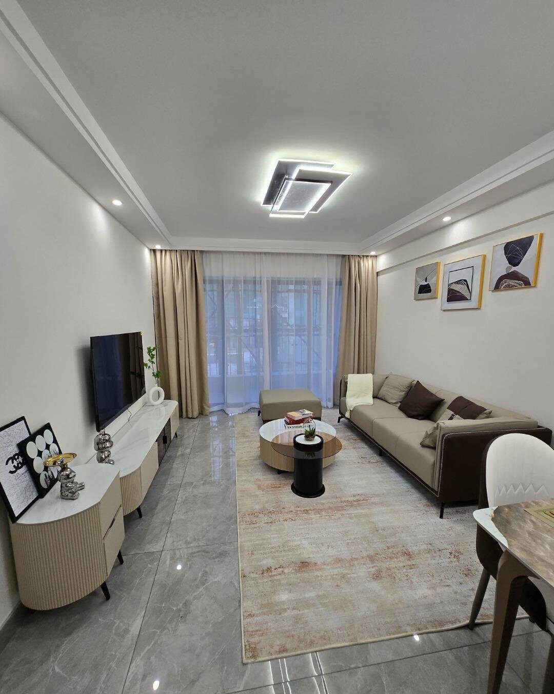 1BR at Crescent Residency with Coffee Lounge & Pool - Kileleshwa