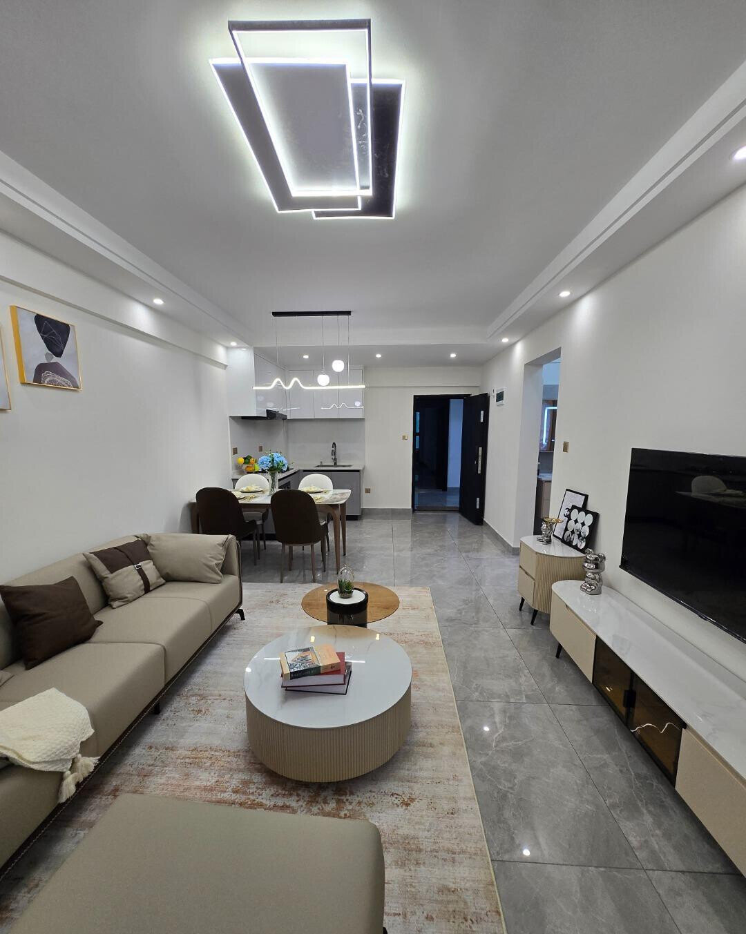 1BR at Crescent Residency with Coffee Lounge & Pool - Kileleshwa