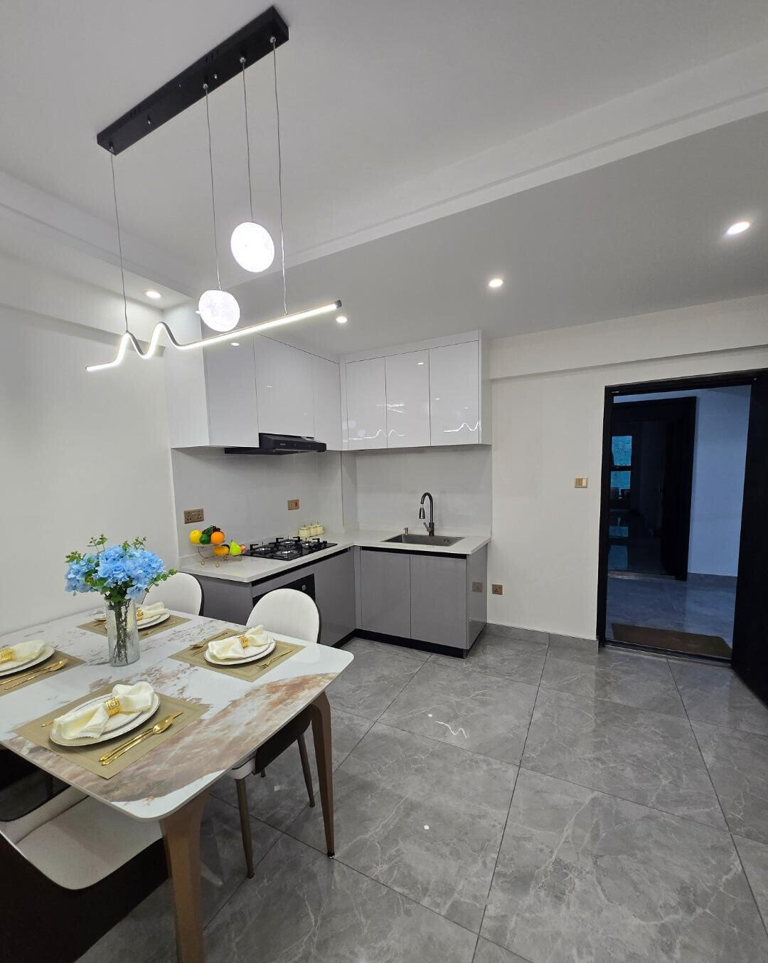1BR at Crescent Residency with Coffee Lounge & Pool - Kileleshwa