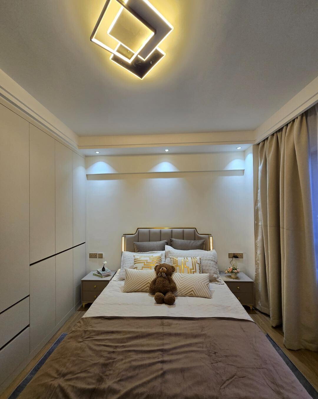 1BR at Crescent Residency with Coffee Lounge & Pool - Kileleshwa
