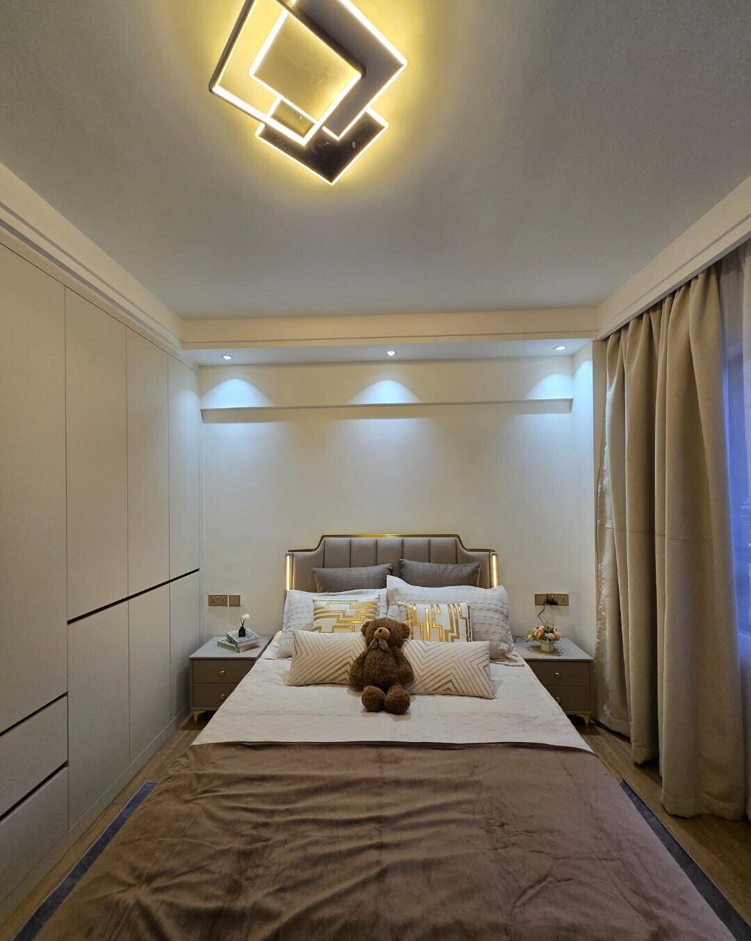 1BR at Crescent Residency with Coffee Lounge & Pool - Kileleshwa