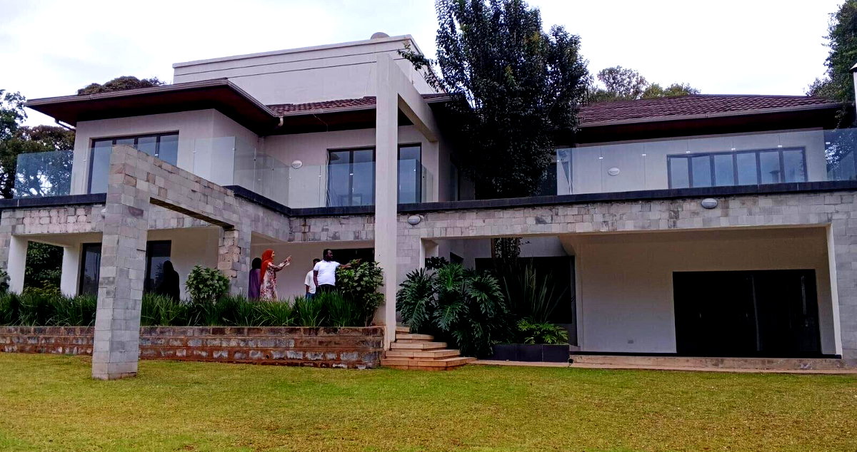 5-Bed Townhouse on Half-Acre in Gated Community – Karen Ololua