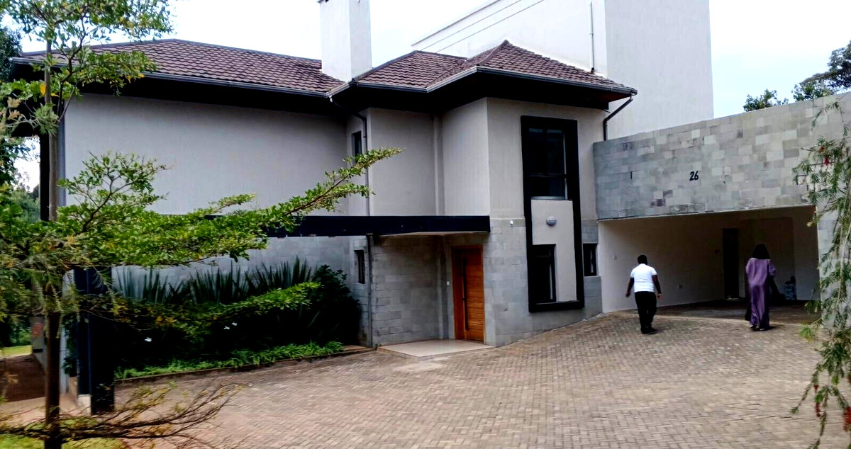 5-Bed Townhouse on Half-Acre in Gated Community – Karen Ololua