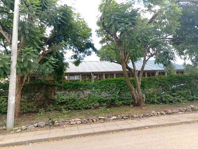 Prime Commercial Property in Industrial Area - Image 16