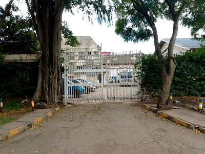 Prime Commercial Property in Industrial Area - Image 4