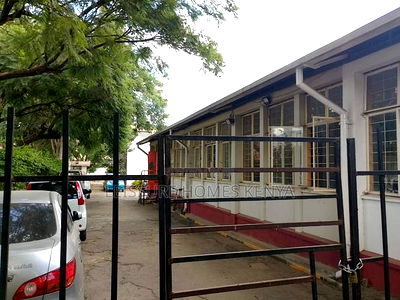 Prime Commercial Property in Industrial Area - Image 12