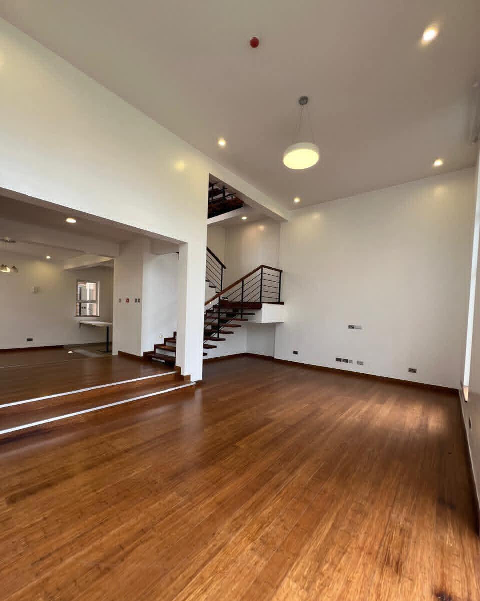 4-Ensuite Villa with DSQ & Gym Access - Lavington