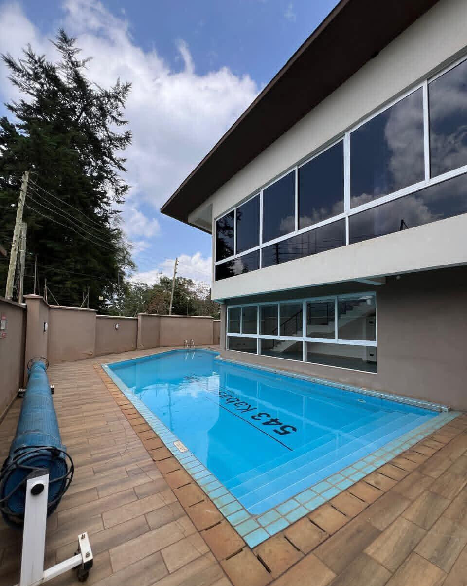 4-Ensuite Villa with DSQ & Gym Access - Lavington
