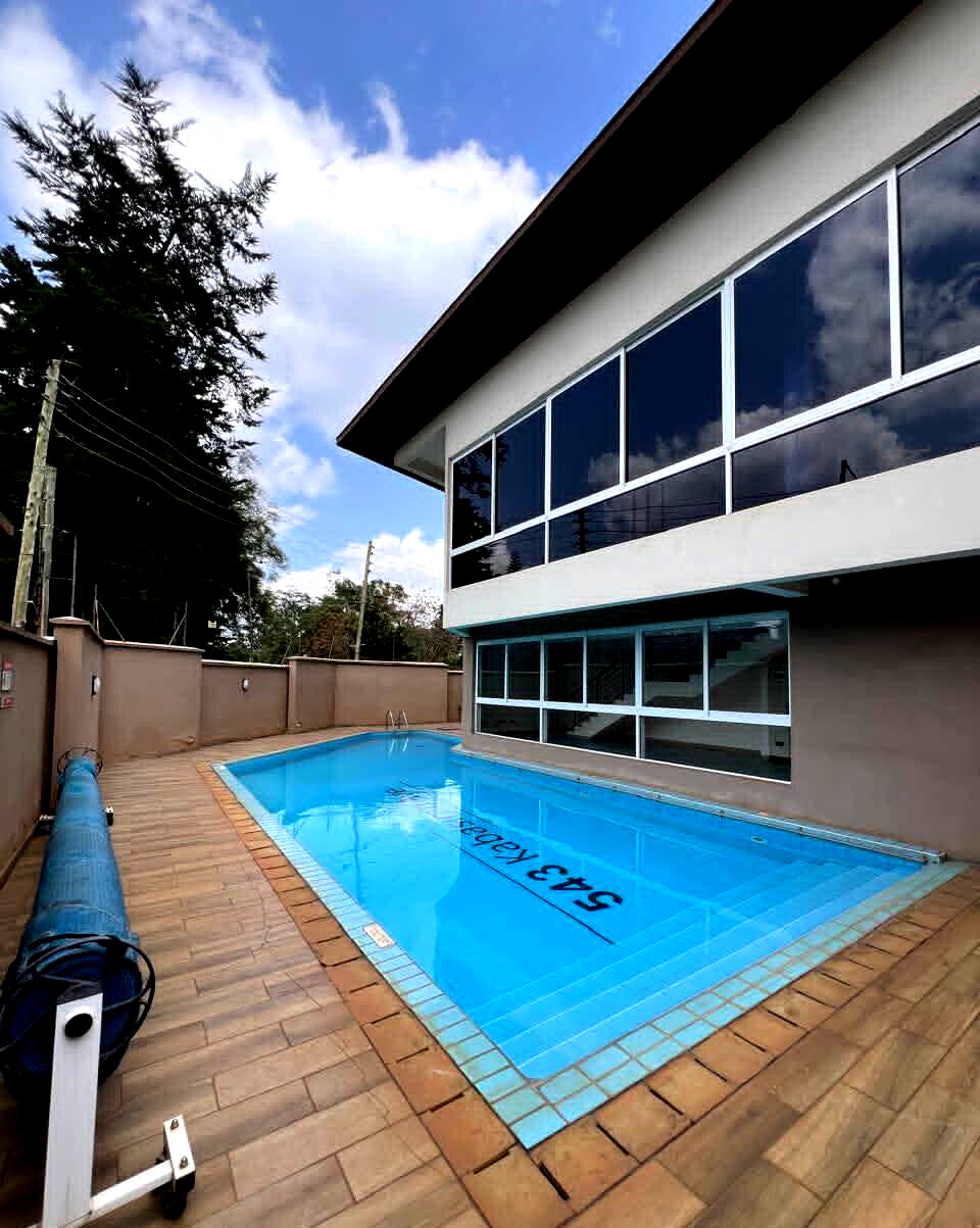 4-Ensuite Villa with DSQ & Gym Access - Lavington