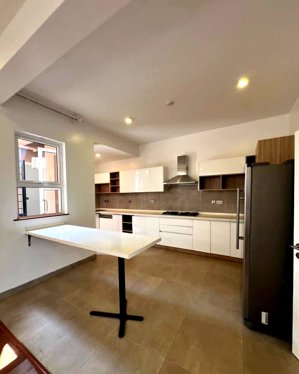 4-Ensuite Villa with DSQ & Gym Access - Lavington