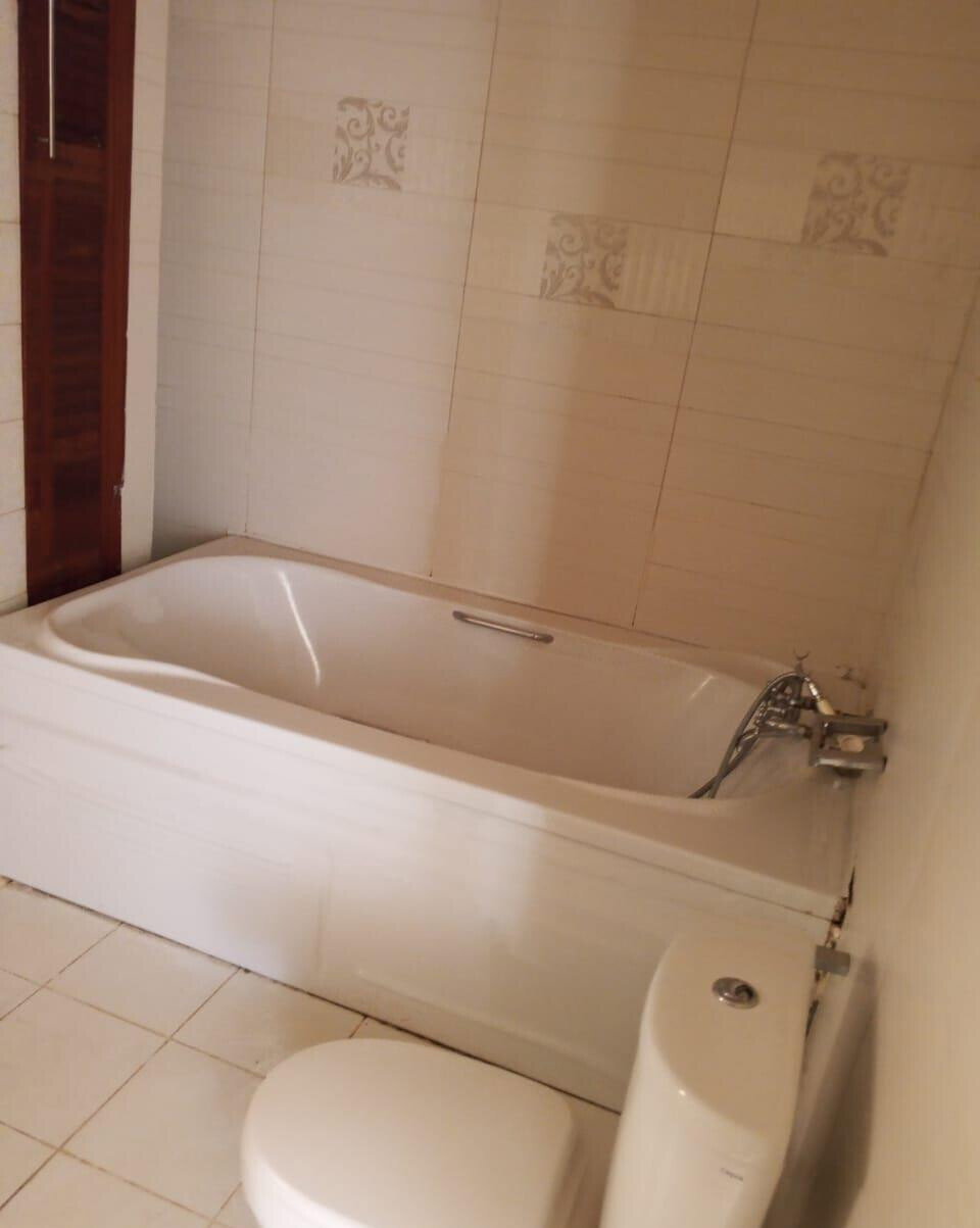 5-Bed Townhouse with DSQ & Backup Systems - Lavington