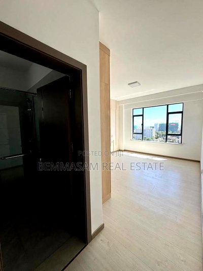 4bdrm Apartment in Lavington, Valley Arcade for sale - Image 8