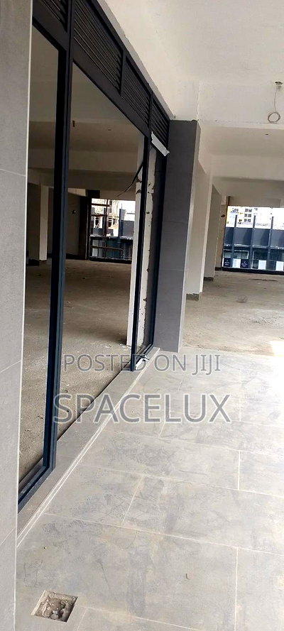 170sqm Best Fit Brand Shop - Image 4