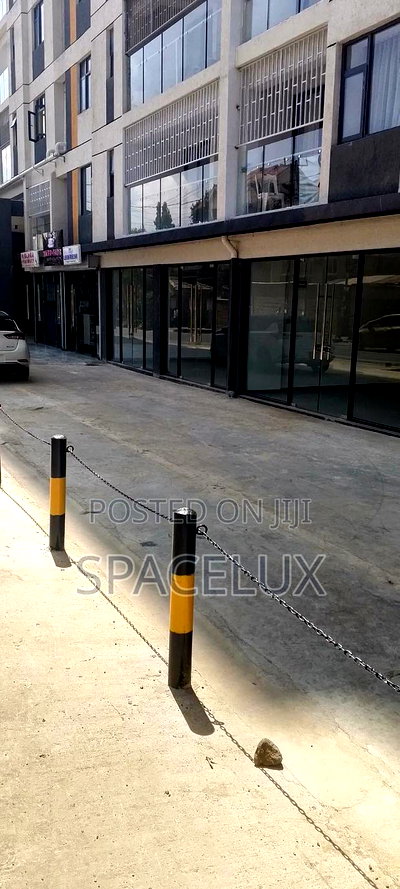 170sqm Best Fit Brand Shop - Image 1