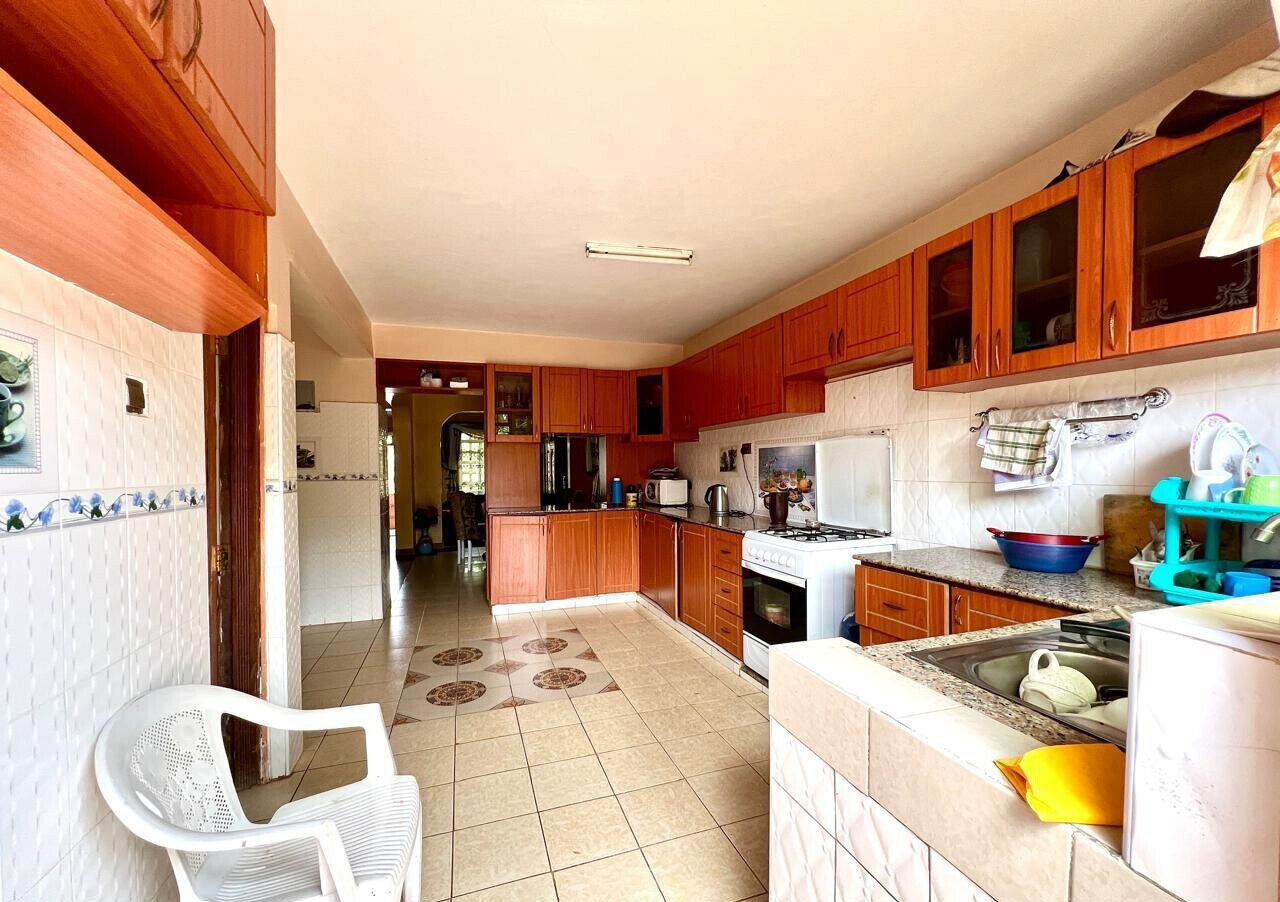 4BR All-Ensuite Townhouse on 50x100 with Mature Garden - Ruiru