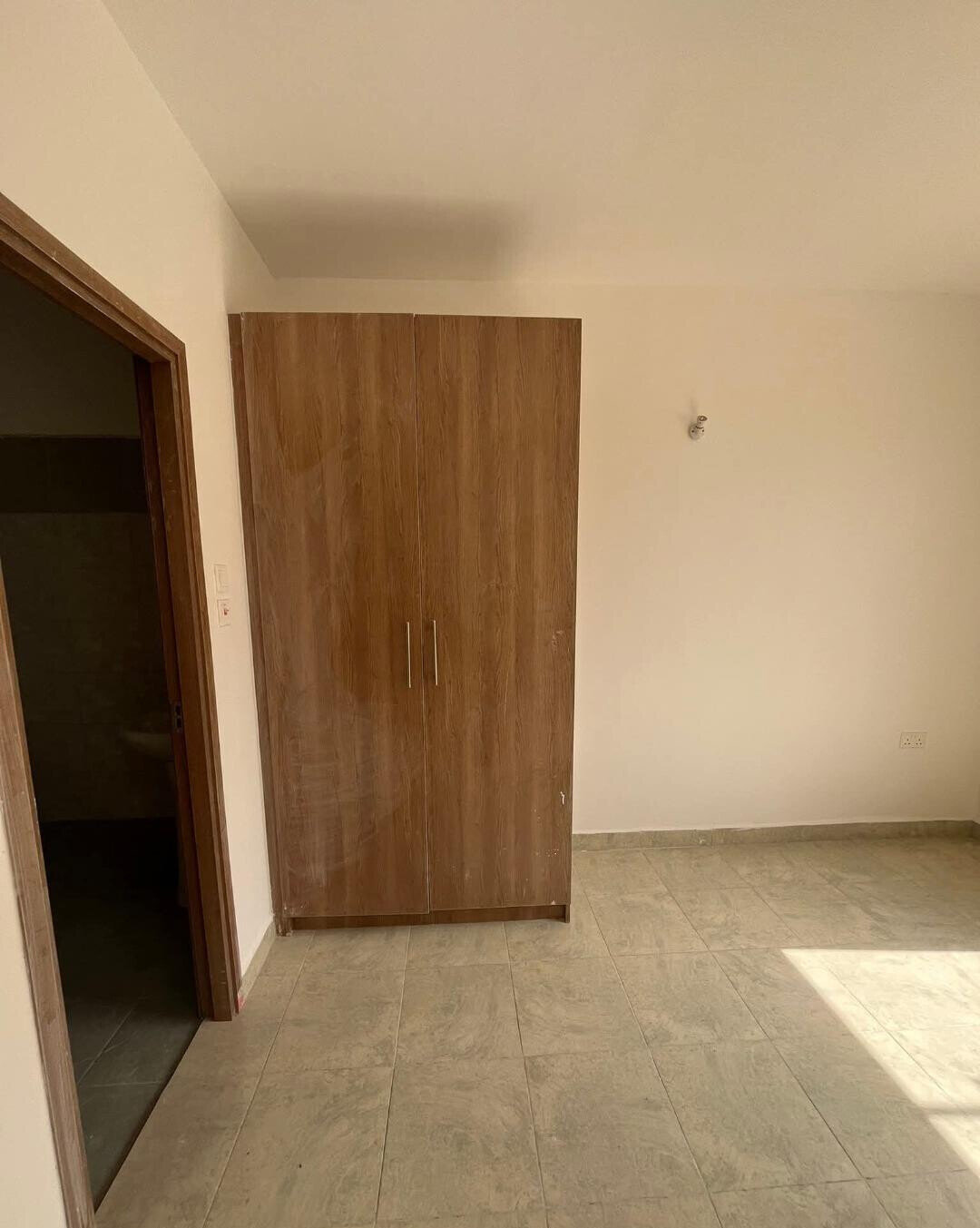 4BR Townhouse with DSQ on Gataka Road - Keys Ready