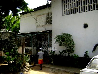 4bdrm House in Mshomoroni for sale - Image 4