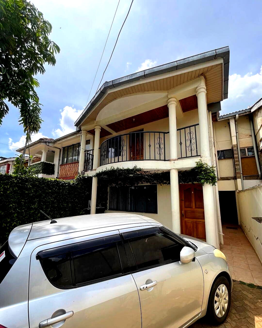 4-Bedroom Townhouse with DSQ & Private Balconies - Lavington