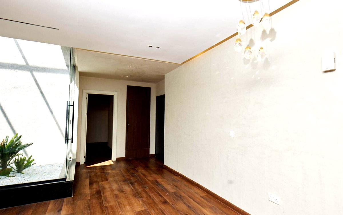 5BR Manhattan-Style Twin Tower Apartment with Heated Pool - Kilimani