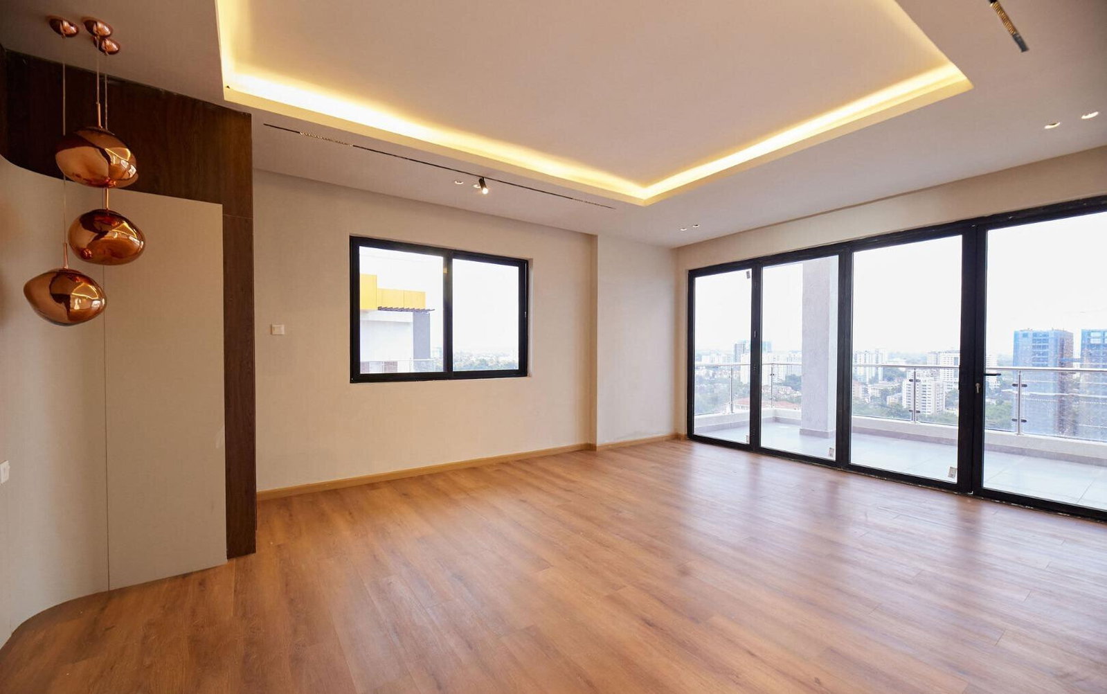 5BR Manhattan-Style Twin Tower Apartment with Heated Pool - Kilimani