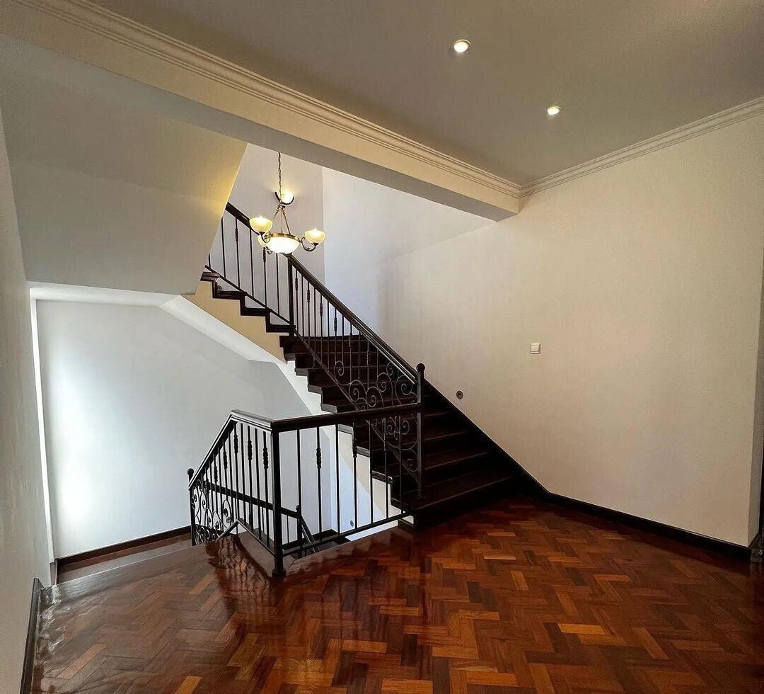 5-Ensuite Townhouse with Backup Generator - Lavington Gated