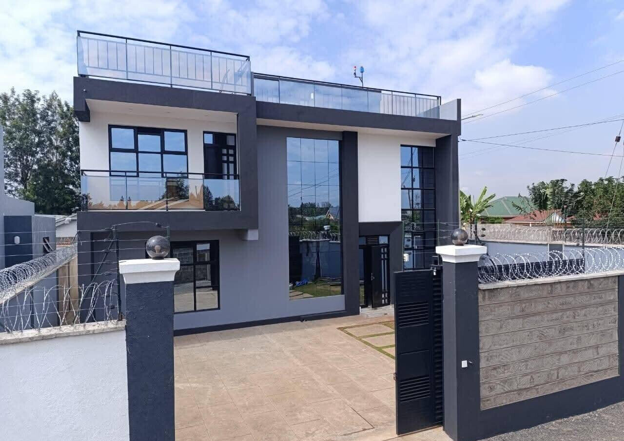 Distress Sale: 4BR All-Ensuite Townhouse with Office - Mugutha, Ruiru