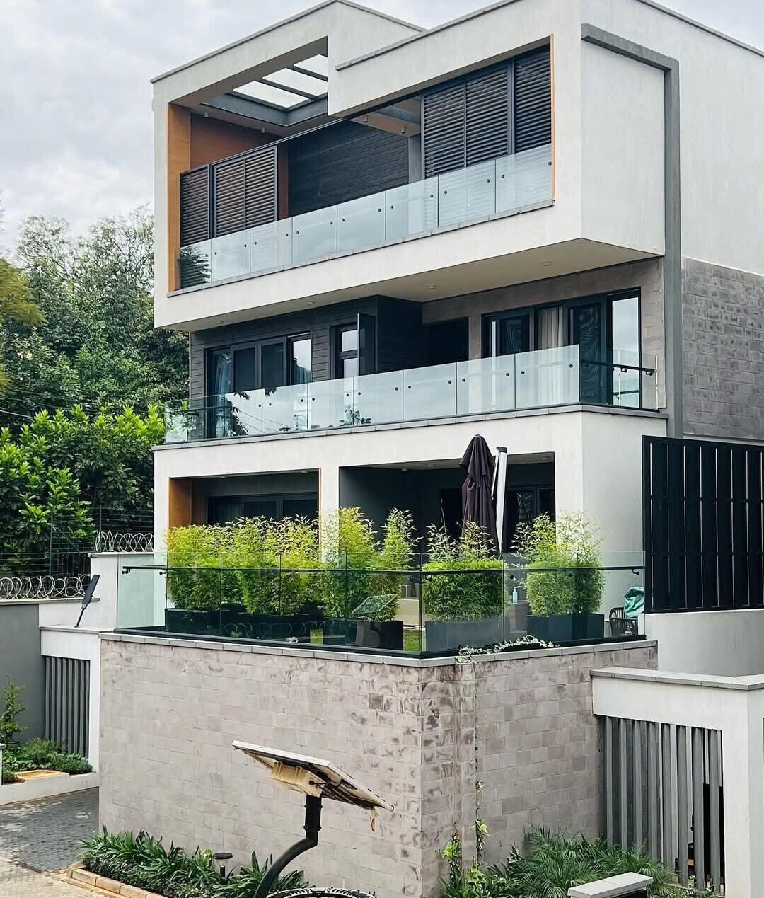 Smart House Villa with Lift, Gym & Pool - Lavington