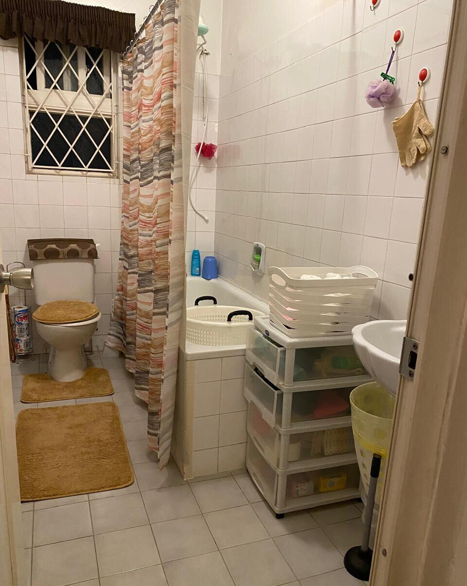 Corner 4BR Maisonette with DSQ & Walk-in Closets - South C