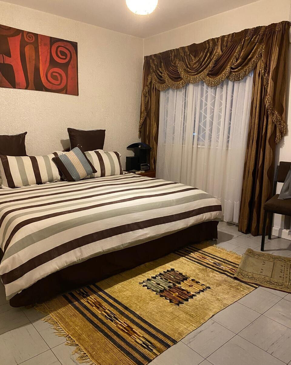 Corner 4BR Maisonette with DSQ & Walk-in Closets - South C