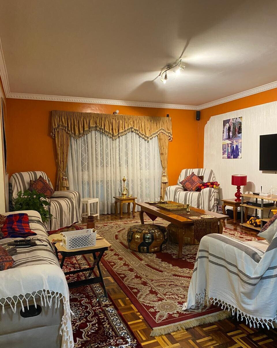 Corner 4BR Maisonette with DSQ & Walk-in Closets - South C