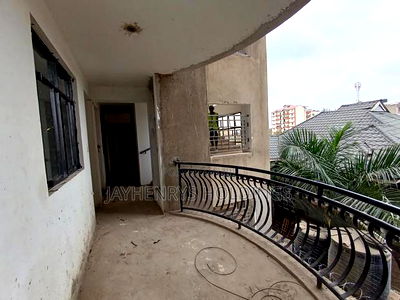 2bdrm Apartment in Kamakis for sale - Image 5