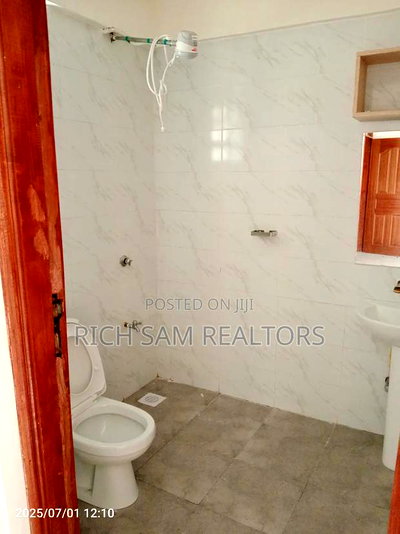 2bdrm Apartment in Naka, Nakuru Town East for rent - Image 10